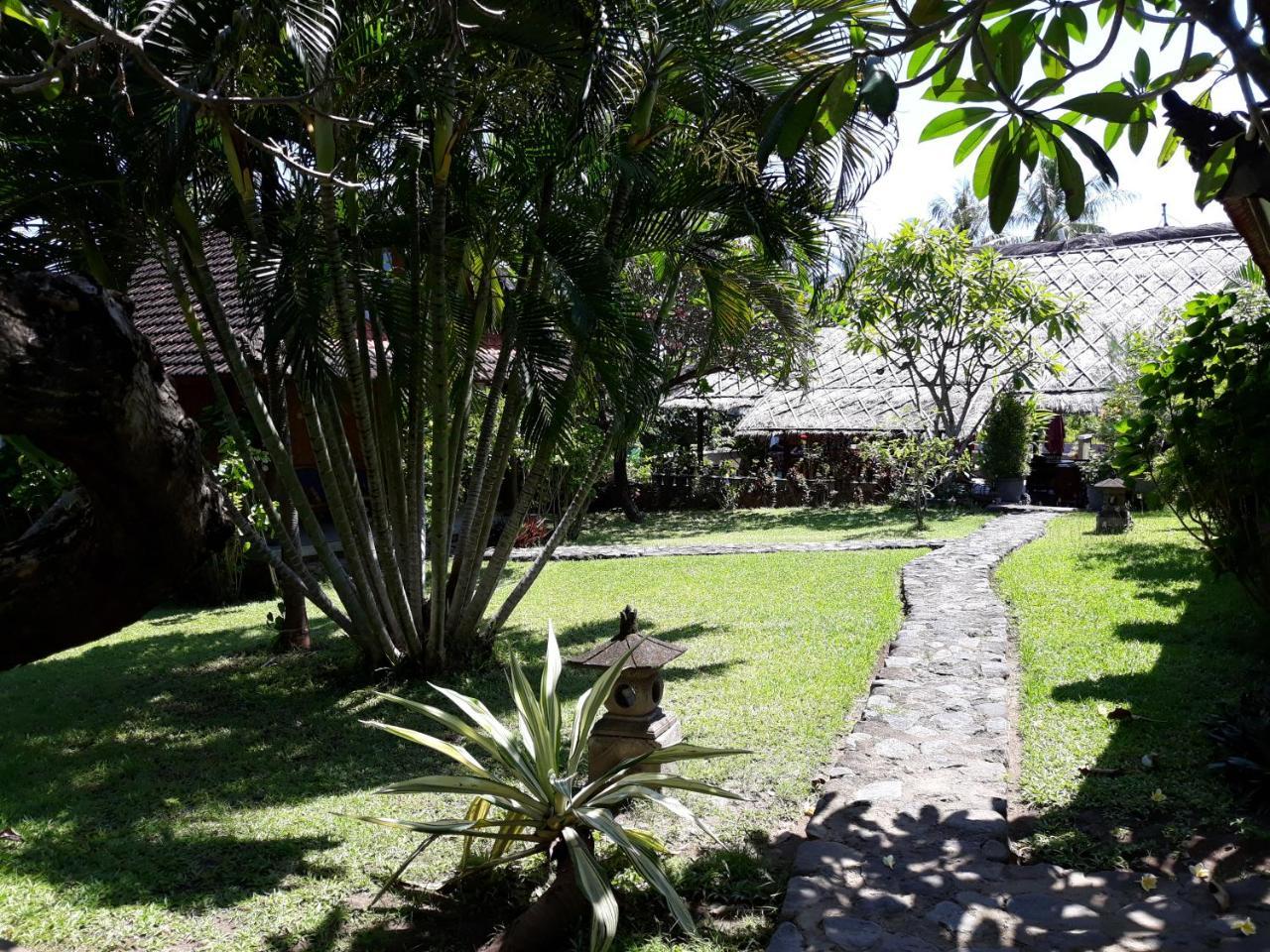Le Jardin Hotel Amed Buitenkant foto